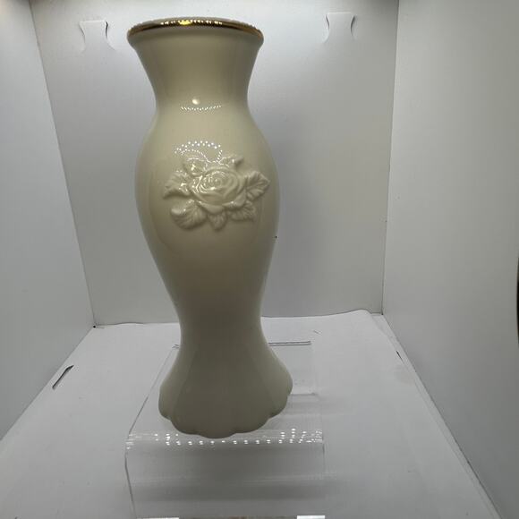 Lenox Fine China Embossed Roses Hummingbird Bud Vase 24K Gold Trim 5.75” - Picture 4 of 11